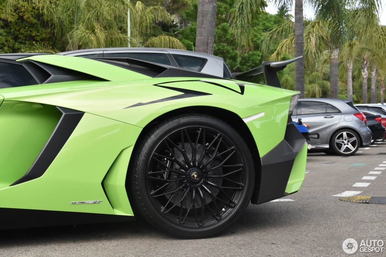 Lamborghini Aventador LP750-4 SuperVeloce Roadster