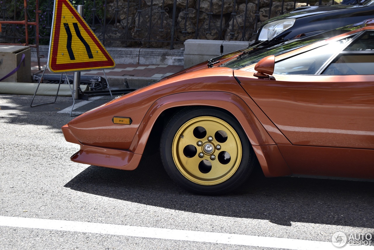 Lamborghini Countach LP400 S