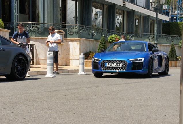 Audi R8 V10 Plus 2015