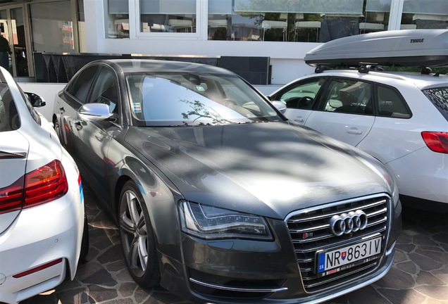 Audi S8 D4