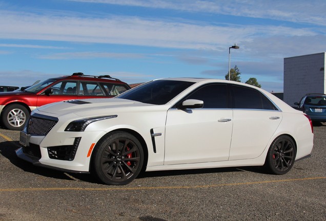 Cadillac CTS-V 2015