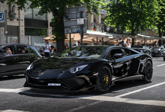 Lamborghini Aventador LP750-4 SuperVeloce