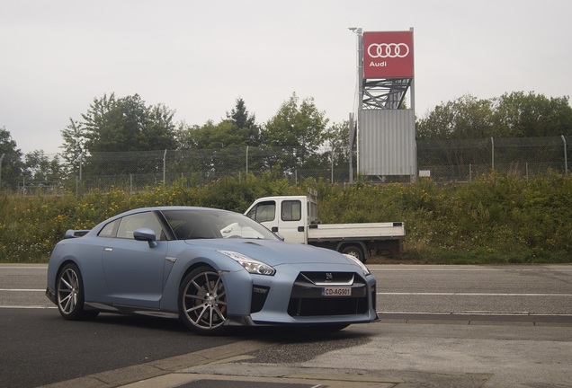 Nissan GT-R 2017