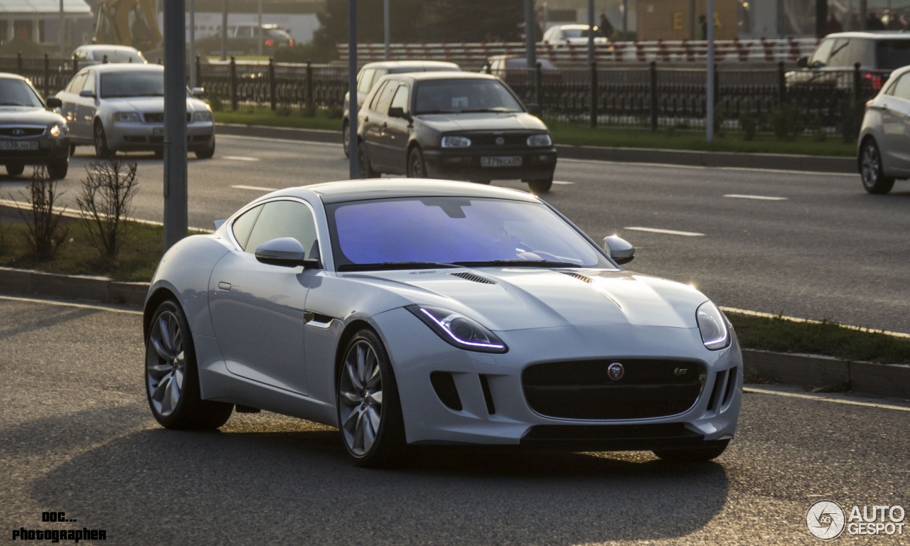 Jaguar F-TYPE S Coupé