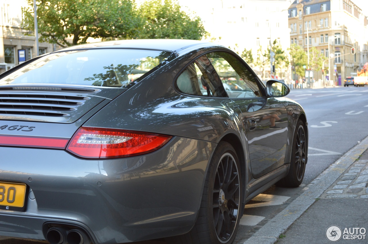 Porsche 997 Carrera 4 GTS