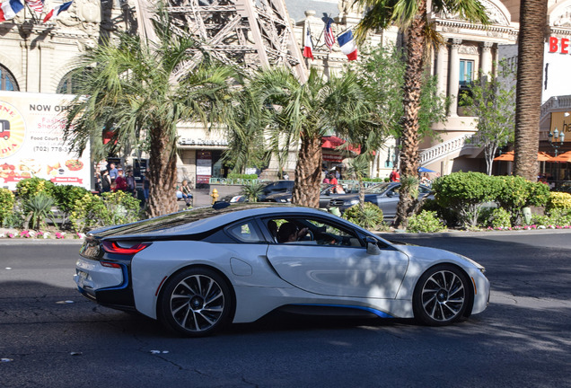 BMW i8