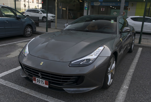 Ferrari GTC4Lusso