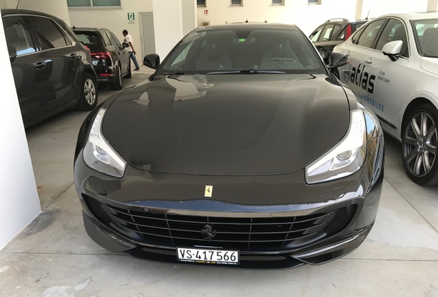 Ferrari GTC4Lusso
