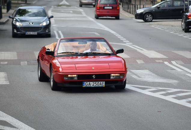 Ferrari Mondial T Cabriolet