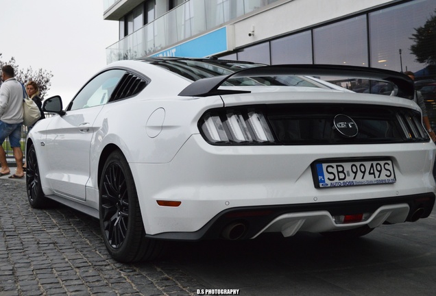 Ford Mustang GT 2015