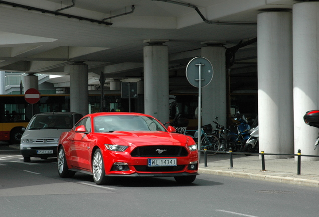 Ford Mustang GT 2015