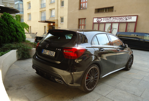 Mercedes-AMG A 45 W176 2015