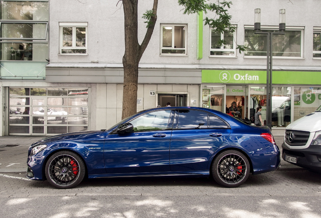 Mercedes-AMG C 63 S W205