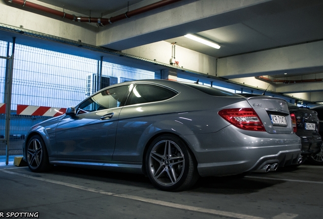 Mercedes-Benz C 63 AMG Coupé