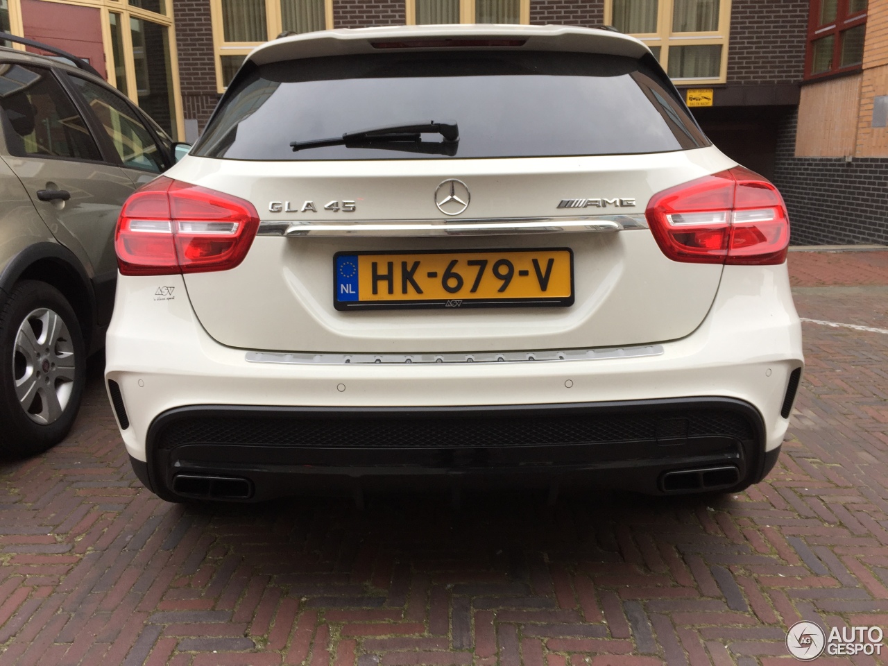 Mercedes-Benz GLA 45 AMG X156