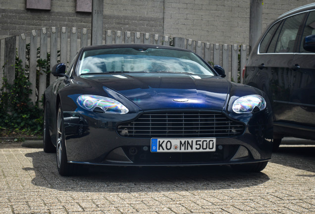 Aston Martin V8 Vantage S