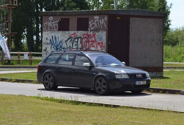 Audi RS6 Plus Avant C5