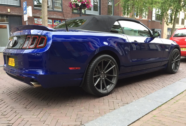 Ford Mustang GT Convertible 2013