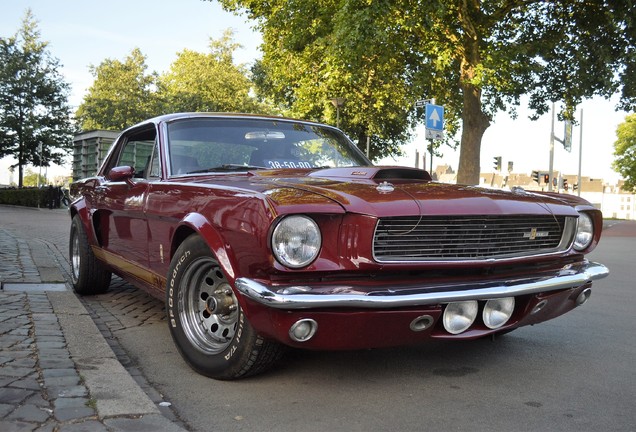 Ford Mustang Shelby G.T. 350