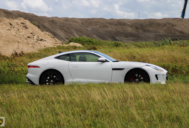 Jaguar F-TYPE R AWD Coupé