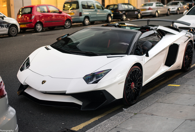 Lamborghini Aventador LP750-4 SuperVeloce Roadster