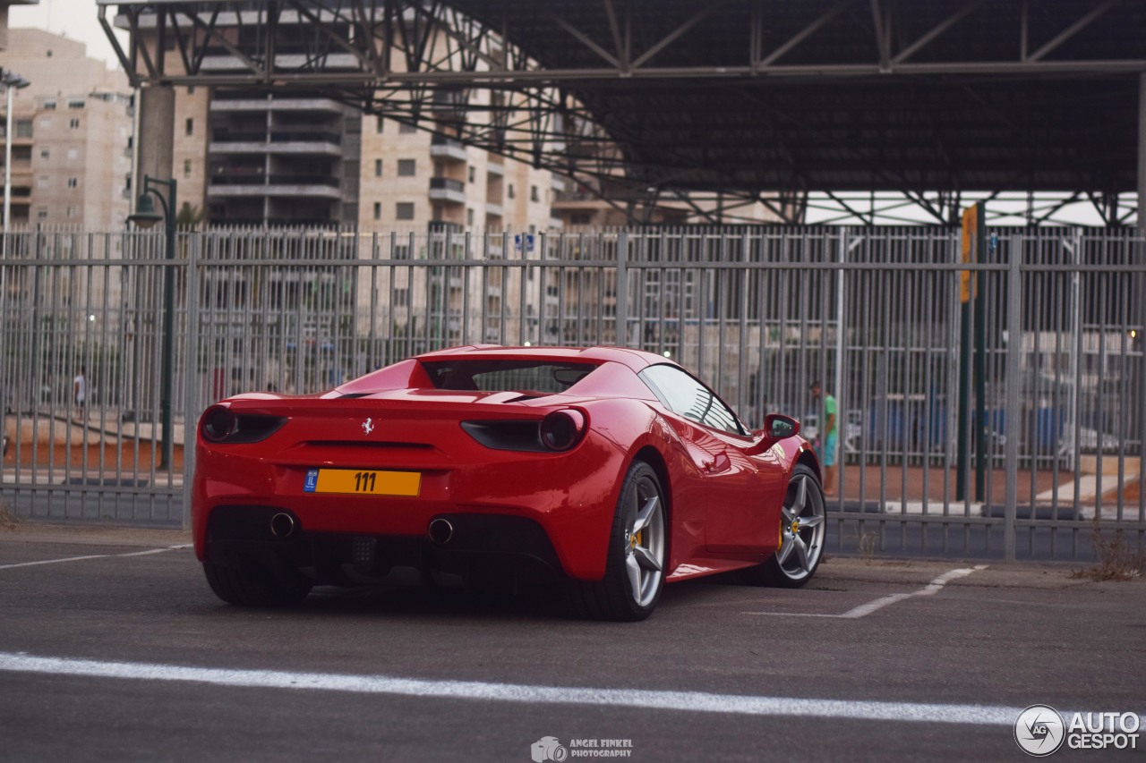 Ferrari 488 Spider