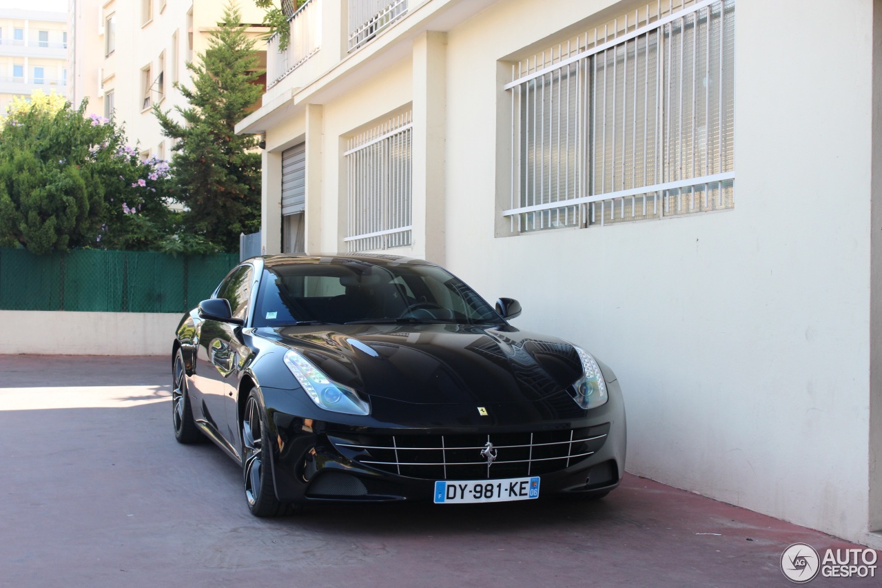 Ferrari FF