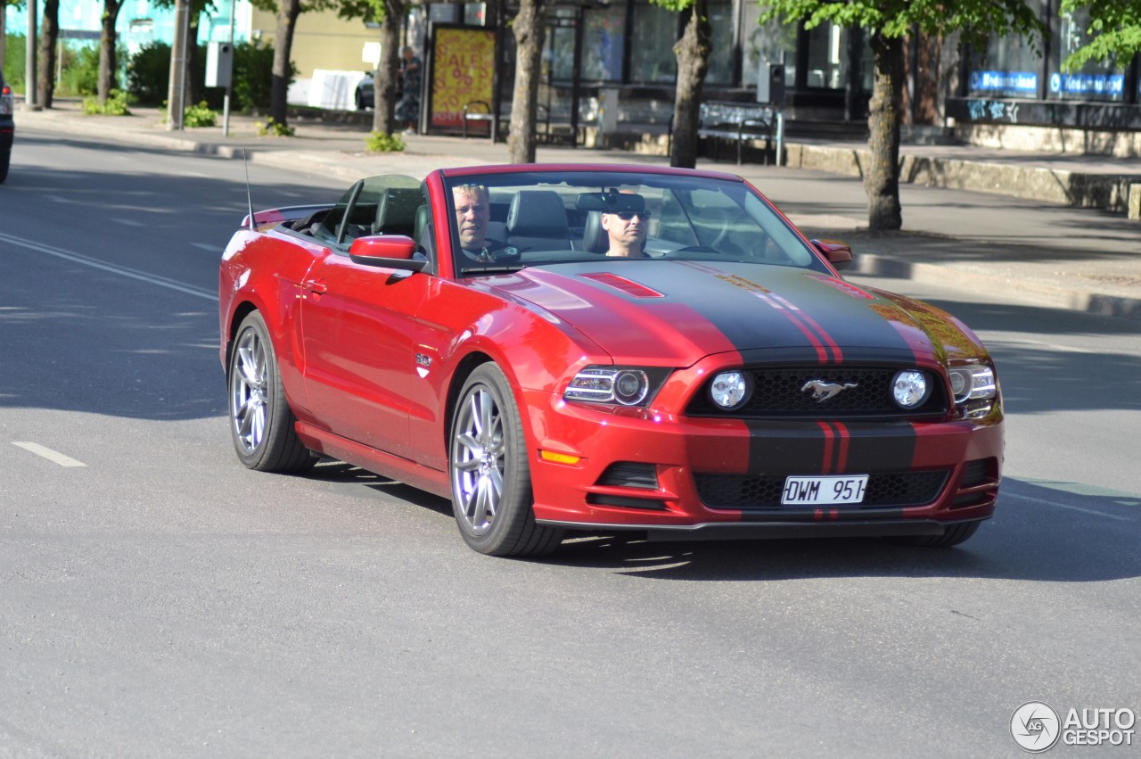 Ford Mustang GT Convertible 2013