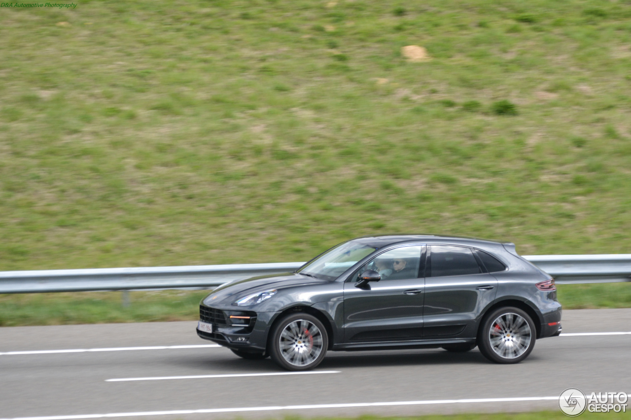 Porsche 95B Macan Turbo