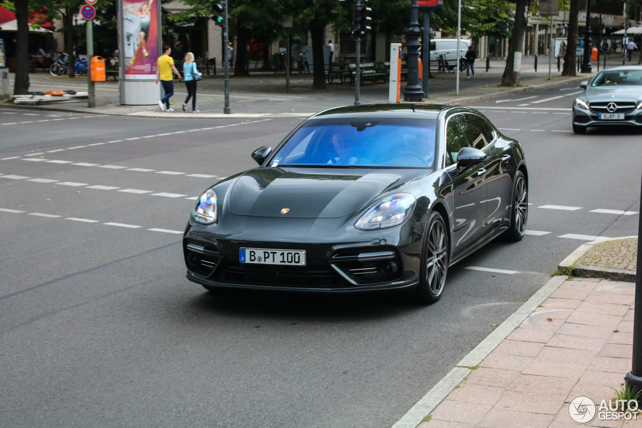 Porsche 971 Panamera Turbo Executive