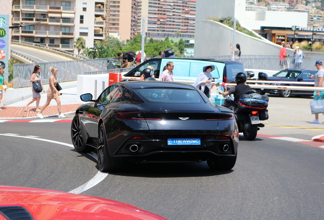 Aston Martin DB11