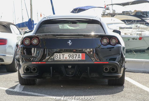 Ferrari GTC4Lusso