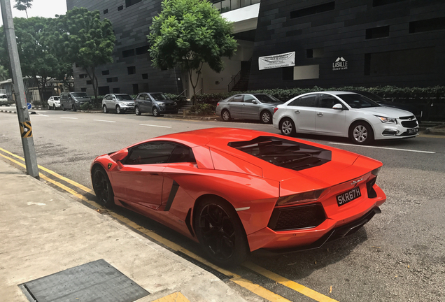 Lamborghini Aventador LP700-4