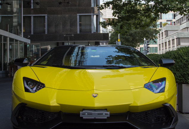 Lamborghini Aventador LP720-4 Roadster 50° Anniversario