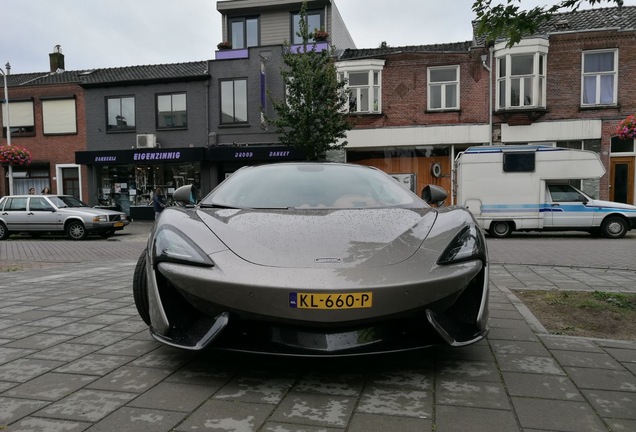 McLaren 570GT