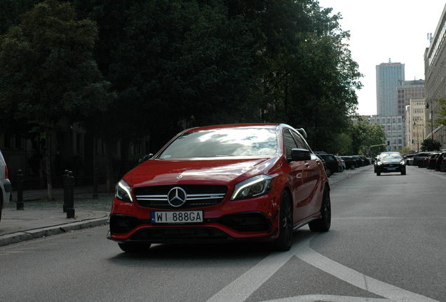 Mercedes-AMG A 45 W176 2015