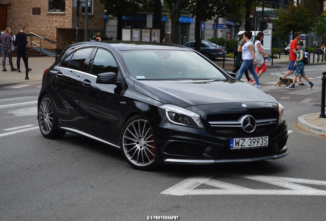 Mercedes-Benz A 45 AMG