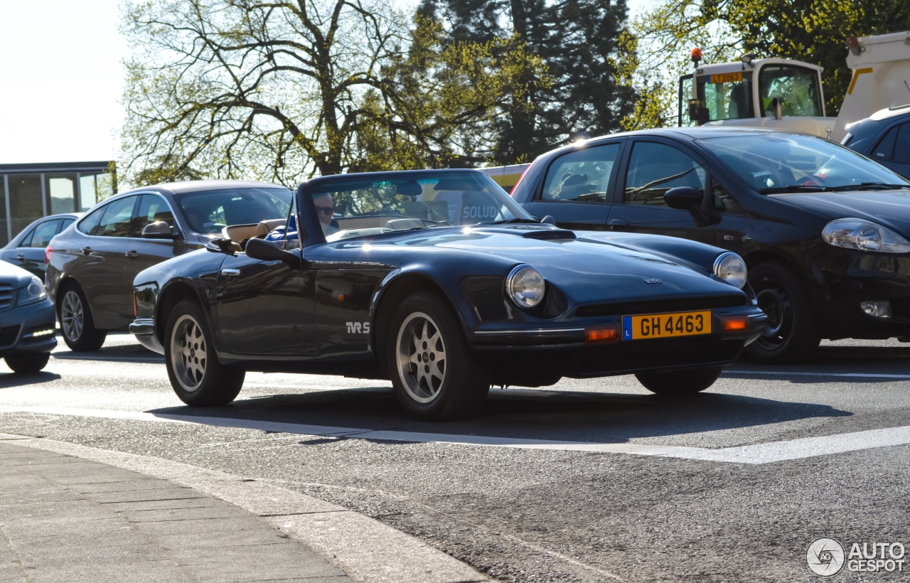 TVR S2