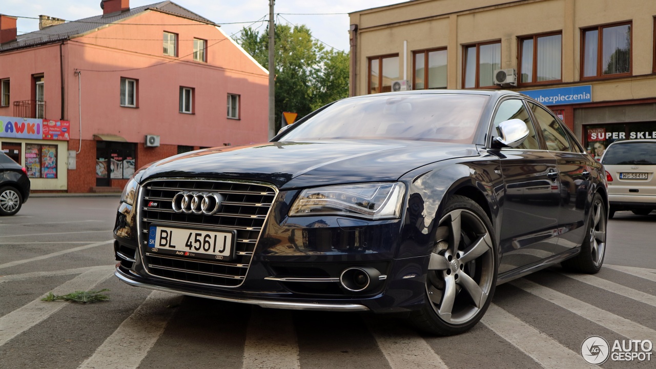 Audi S8 D4