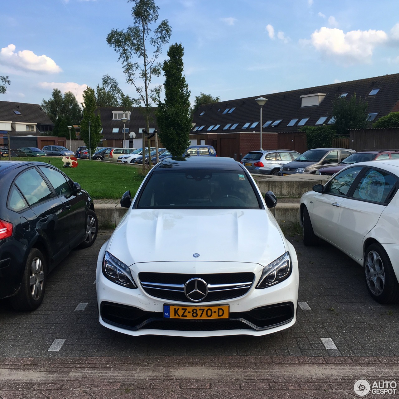 Mercedes-AMG C 63 S W205