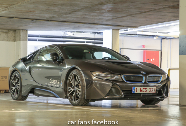 BMW i8