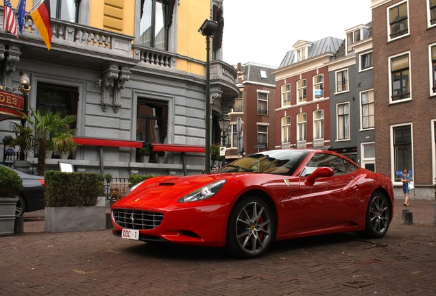 Ferrari California