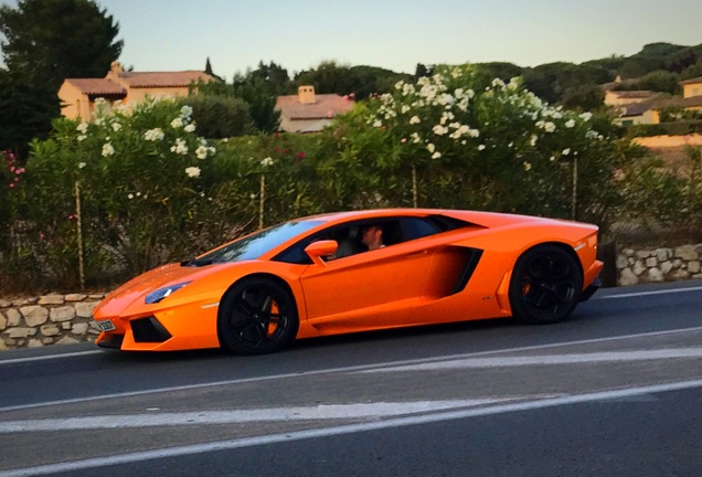 Lamborghini Aventador LP700-4