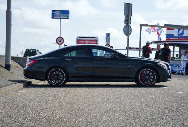 Mercedes-AMG CLS 63 C218 2016