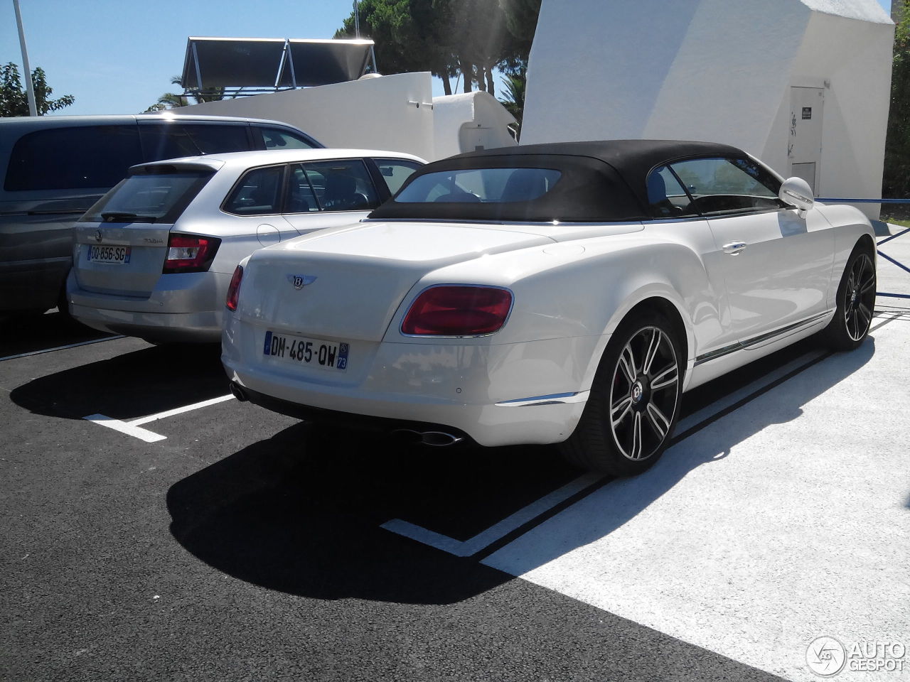 Bentley Continental GTC V8