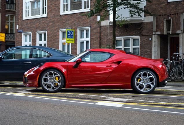 Alfa Romeo 4C Coupé