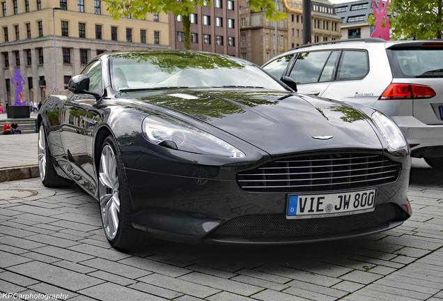 Aston Martin DB9 2013