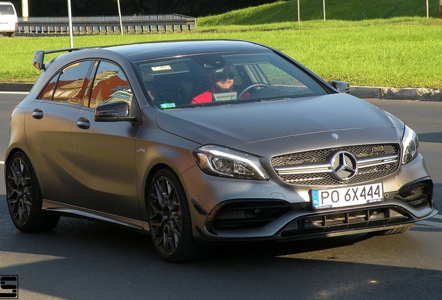 Mercedes-AMG A 45 W176 2015