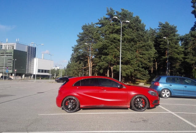 Mercedes-Benz A 45 AMG