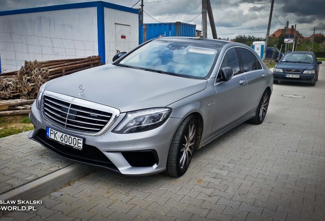 Mercedes-Benz S 63 AMG V222